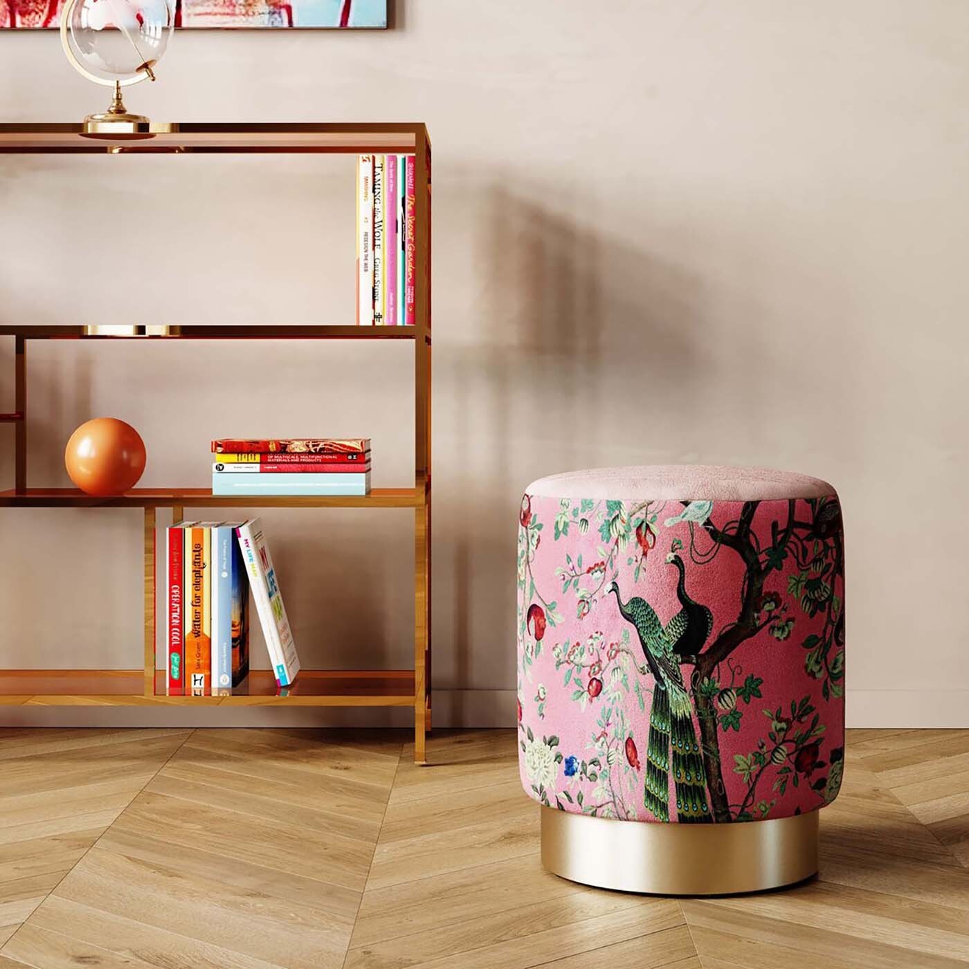 Tabouret Cherry paon rose et laiton Kare Design