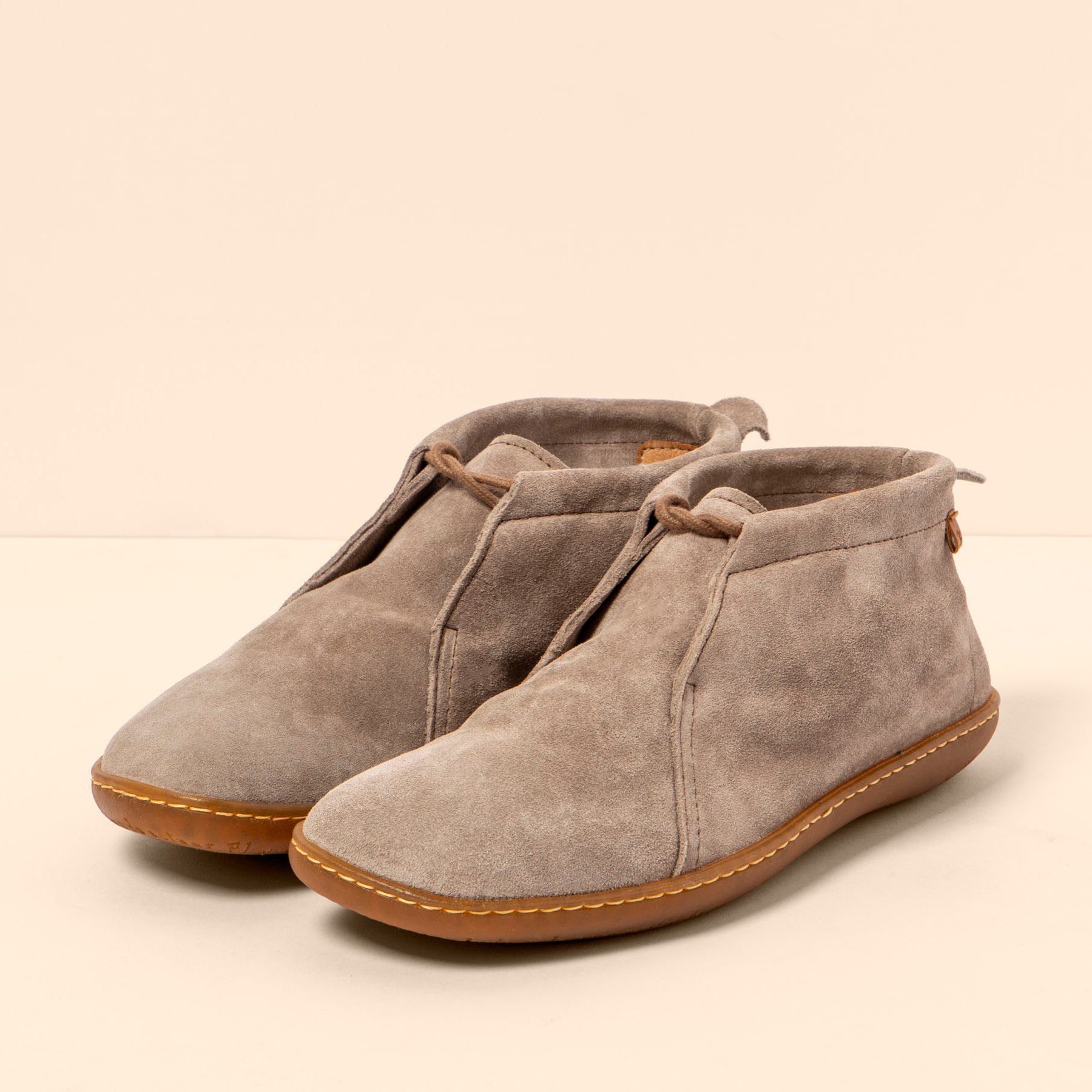 Botines N5290 SILK SUEDE TAUPE / EL VIAJERO color Taupe