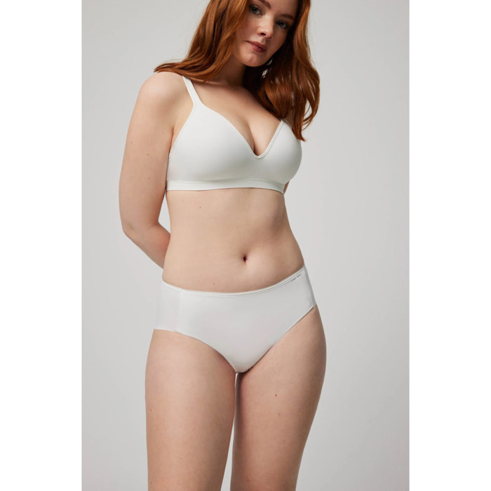 Mutandina contenitive con finiture bianche invisibili