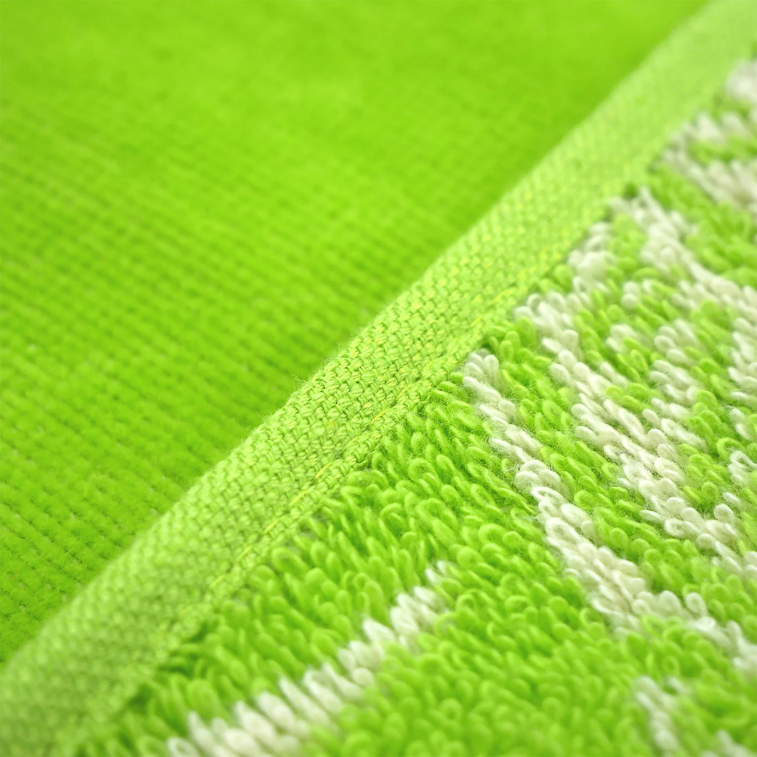 Serviette de plage éponge velours Jacquard Vert 90x170 400g/m² - Cosmo