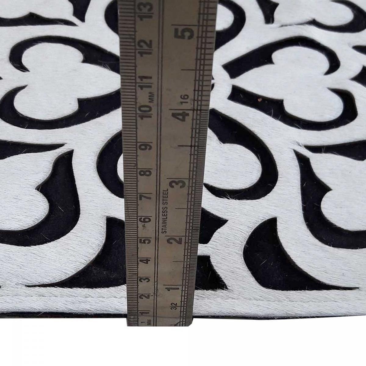 Tapis peau de vache kilim fait main DIGO