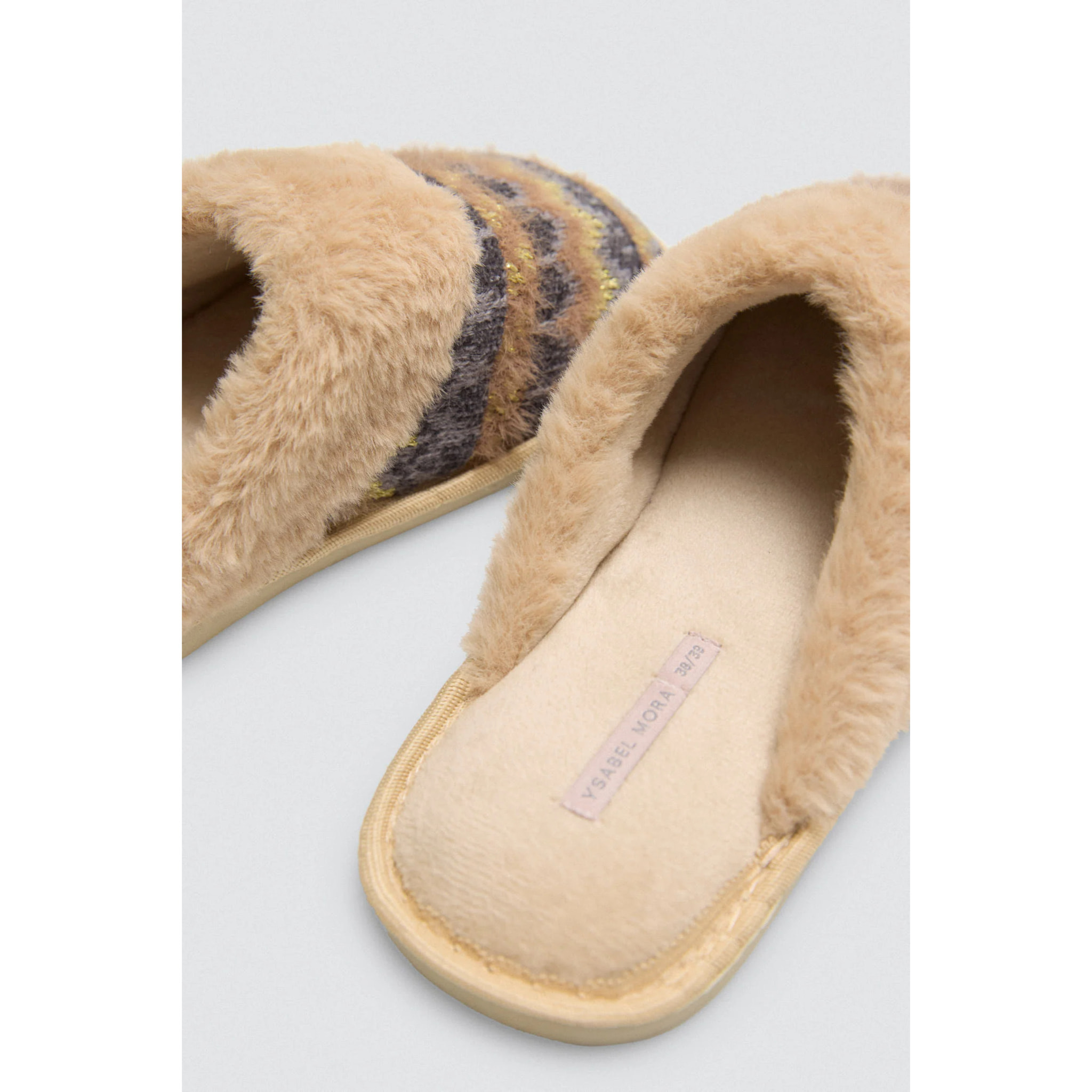 Pantofole da casa in pelliccia con stampa etnica