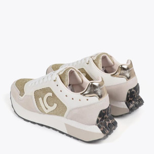 Sneaker con Suola Personalizzata e Stampa Animalier e Dettagli in Pelle