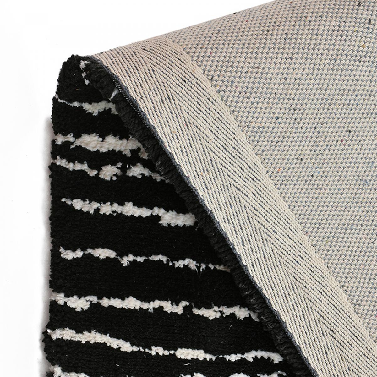 Tapis tufté à la main aux motifs géométriques