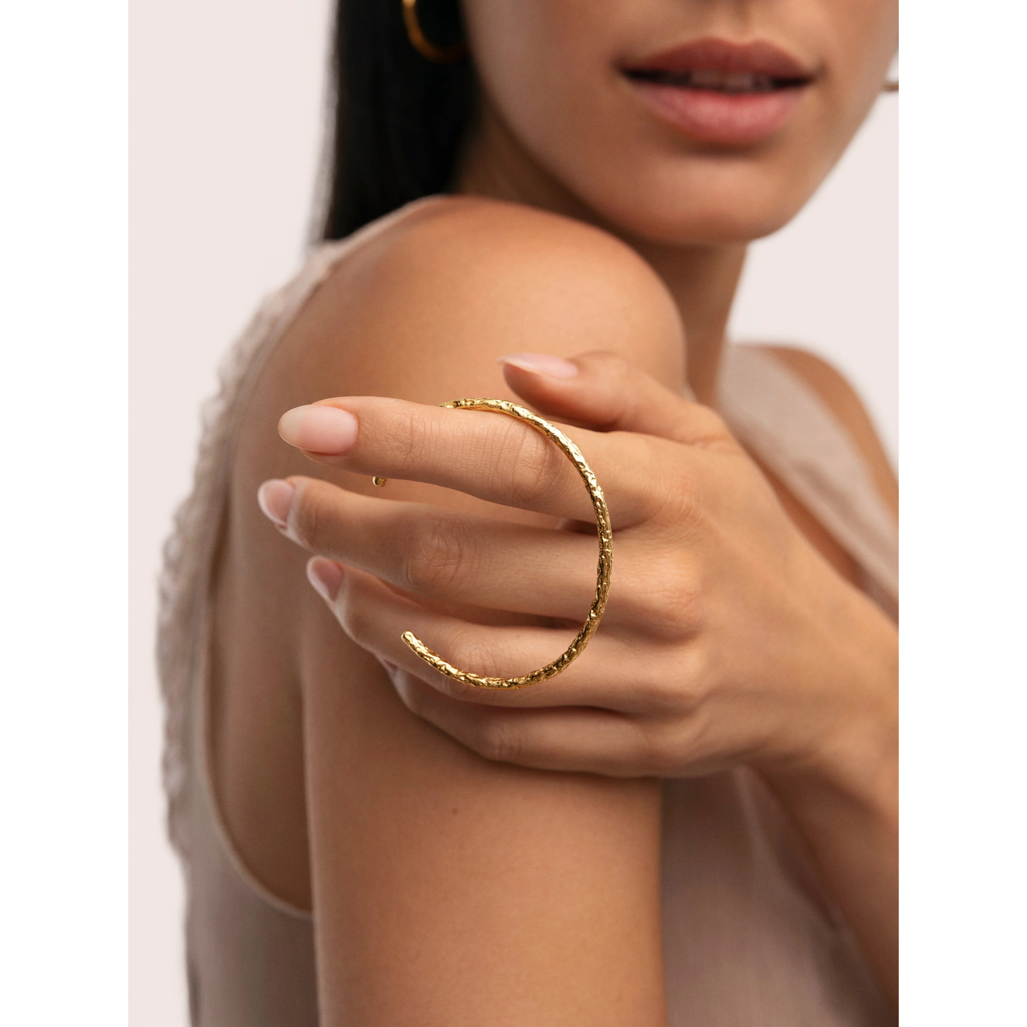 Brazalete Organic River Acero Baño Oro