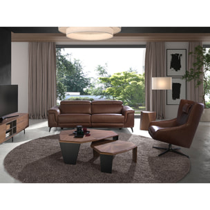 Mesa centro asimétrica con tapa de madera chapada en nogal natural y patas de PVC de en negro 115x96x40cm