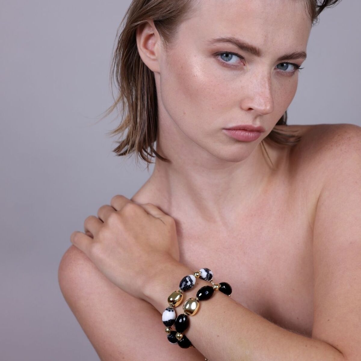 Bracciale in Argento 925 placcato Oro Giallo 18Kt con Pietre Naturali in Onice Nero Sfaccettato