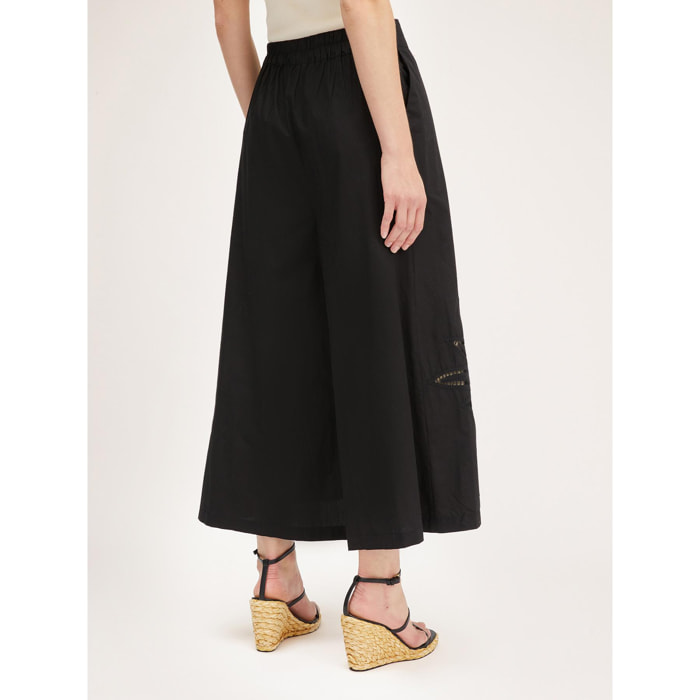 Motivi - Pantalones cropped con bordado - Negro