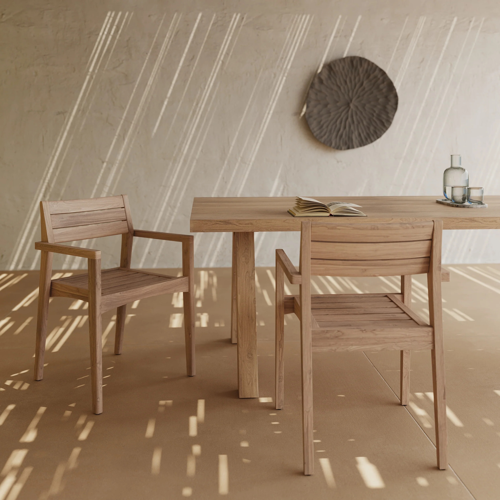 Lot de 2 chaises de jardin en bois de teck recyclé - Yogy