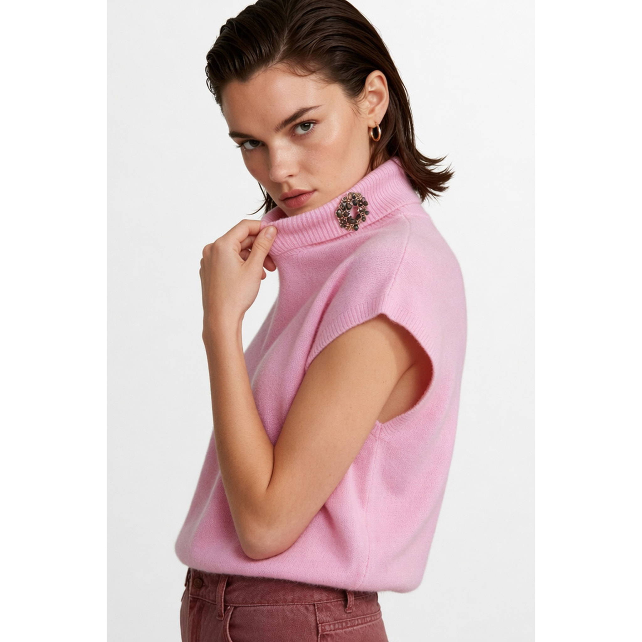 Kocca - Maglia dolcevita da donna senza maniche con spilla Donna