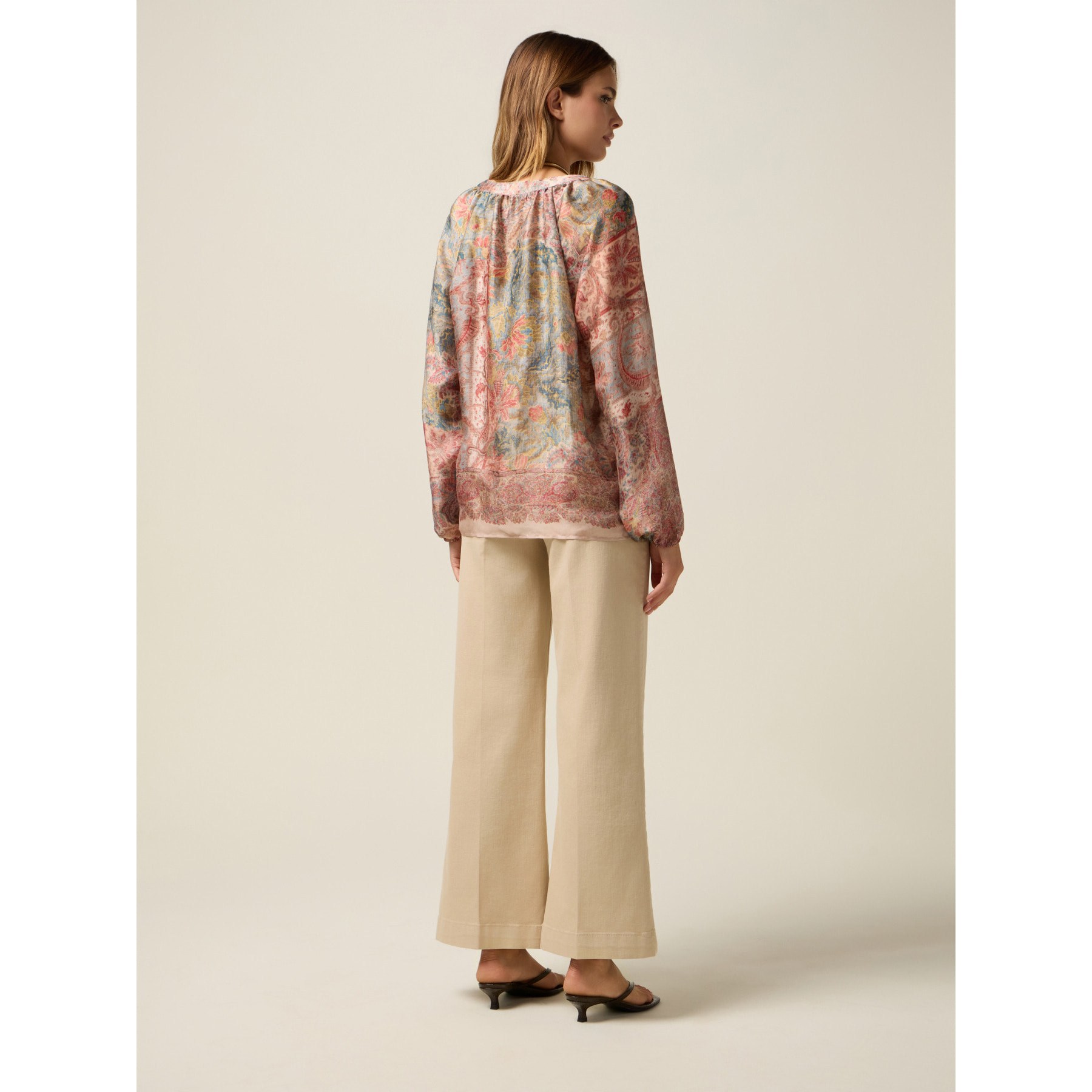 Oltre - Blusa in raso fantasia - Beige