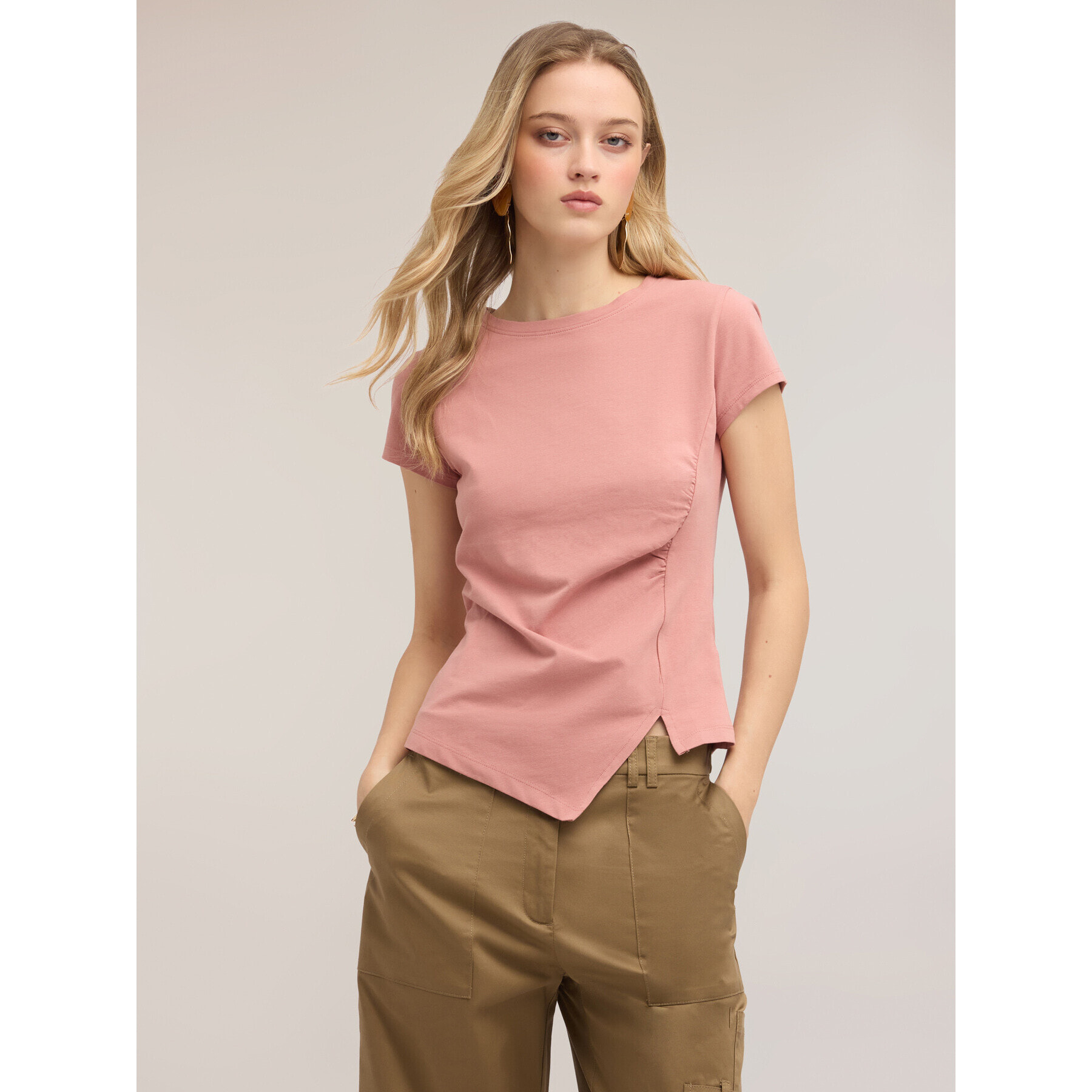 Motivi - Camiseta con drapeado lateral asimétrico - Rosa
