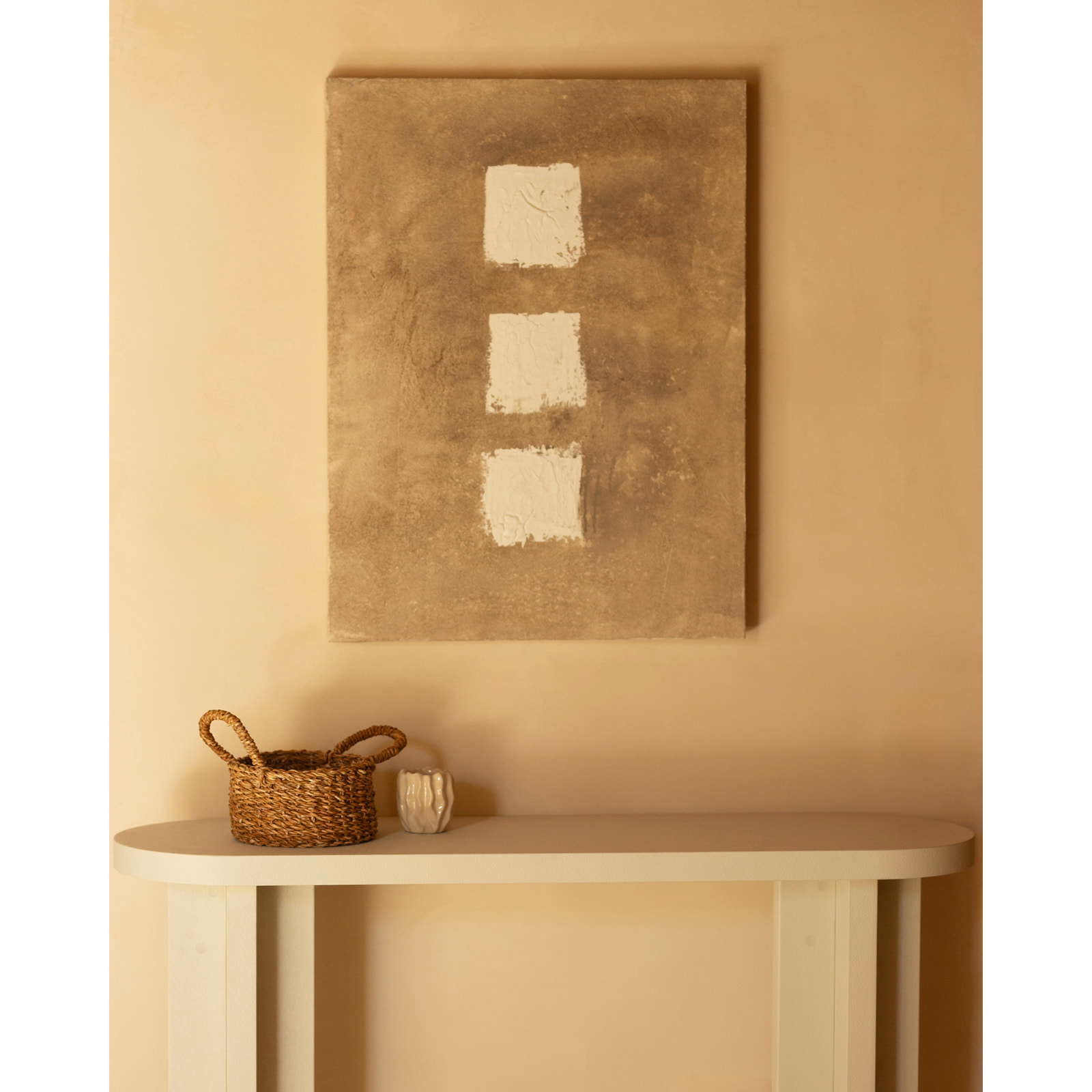 Tableau beige et blanc décoratif sur coton avec cadre en bois peint à la main à la peinture à l'huile en différentes tailles