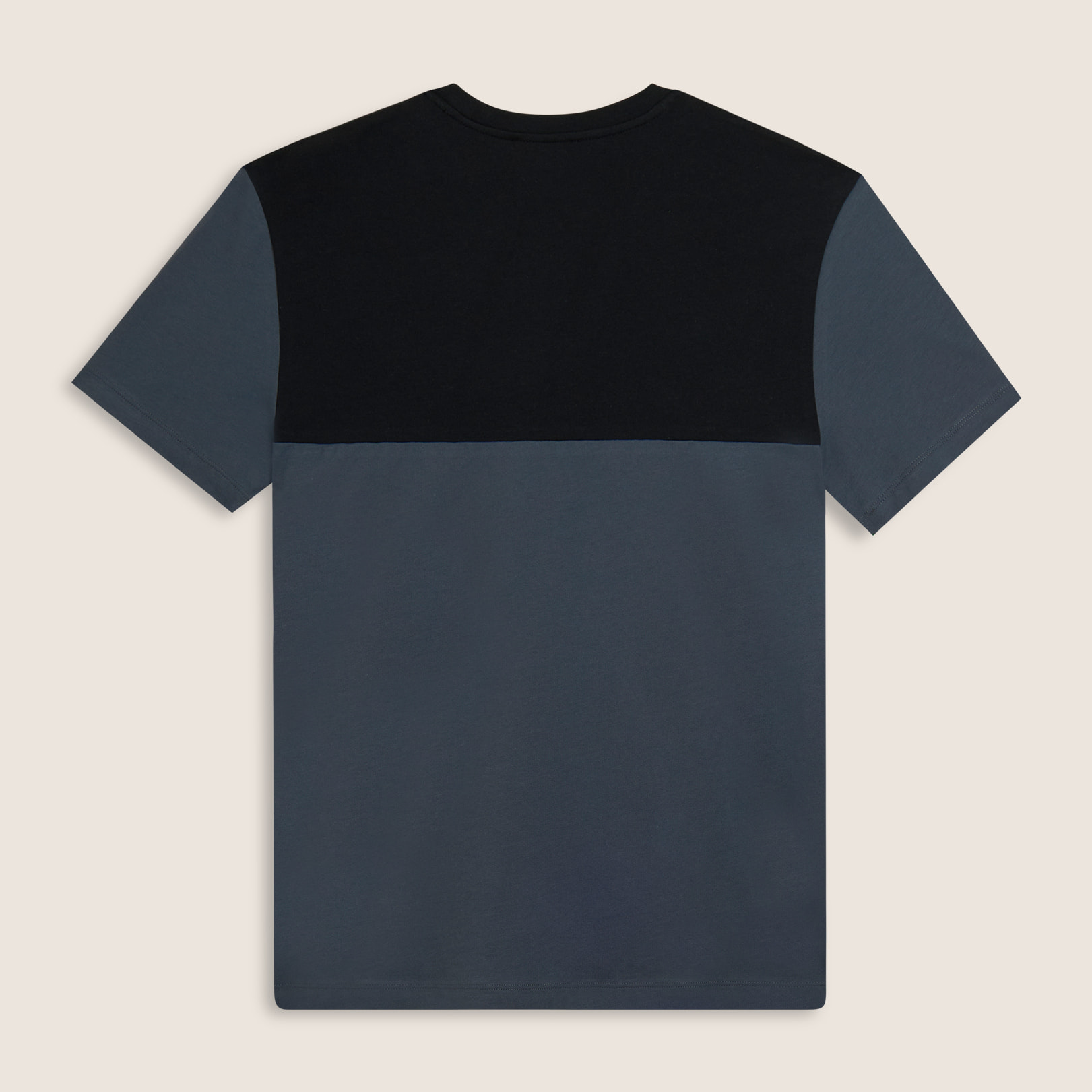 T-shirt colour block con stampa sulla spalla