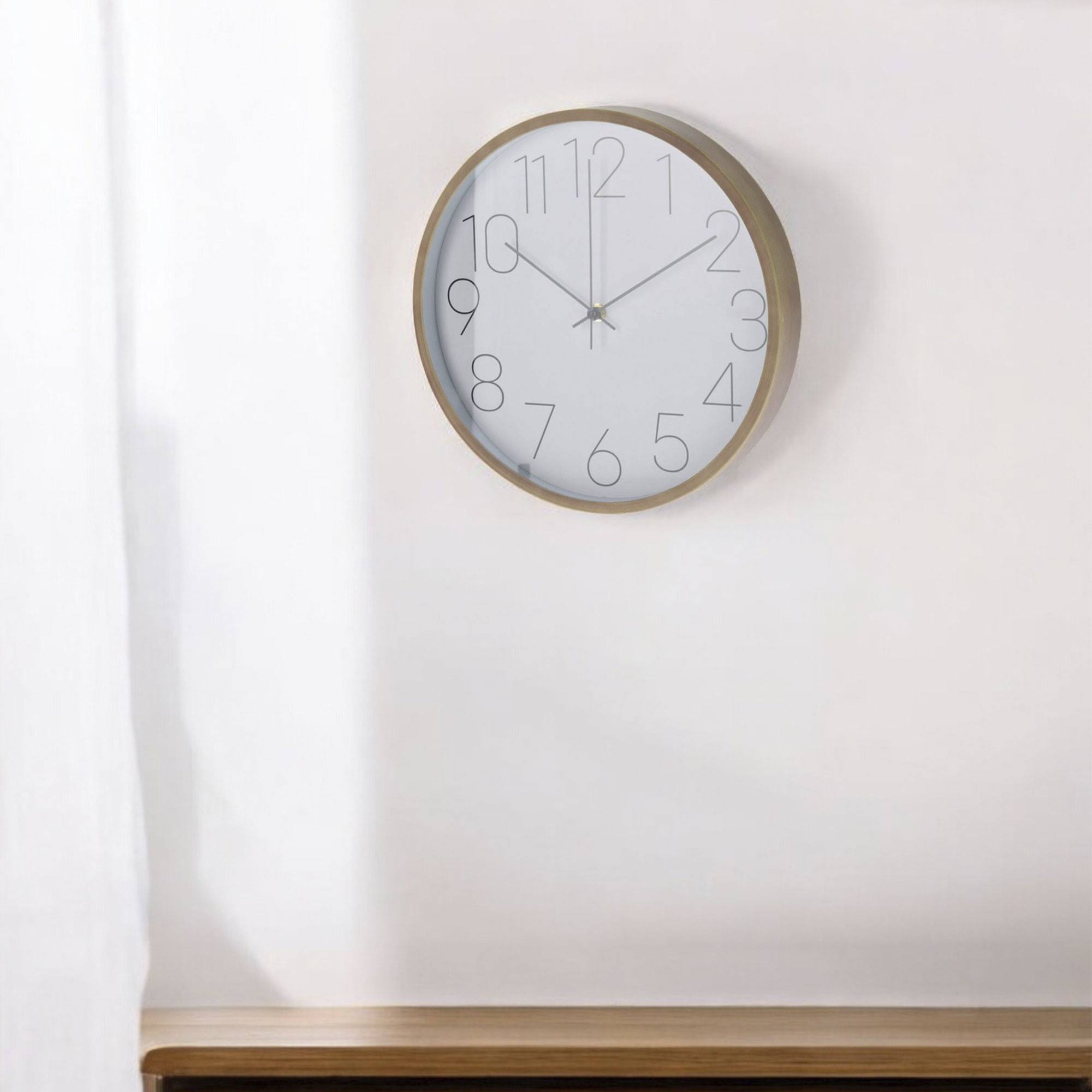 Well Home Reloj de Pared Moderno con Borde de Aspecto Madera - Esfera Blanca y Agujas Finas Ø30,5cm