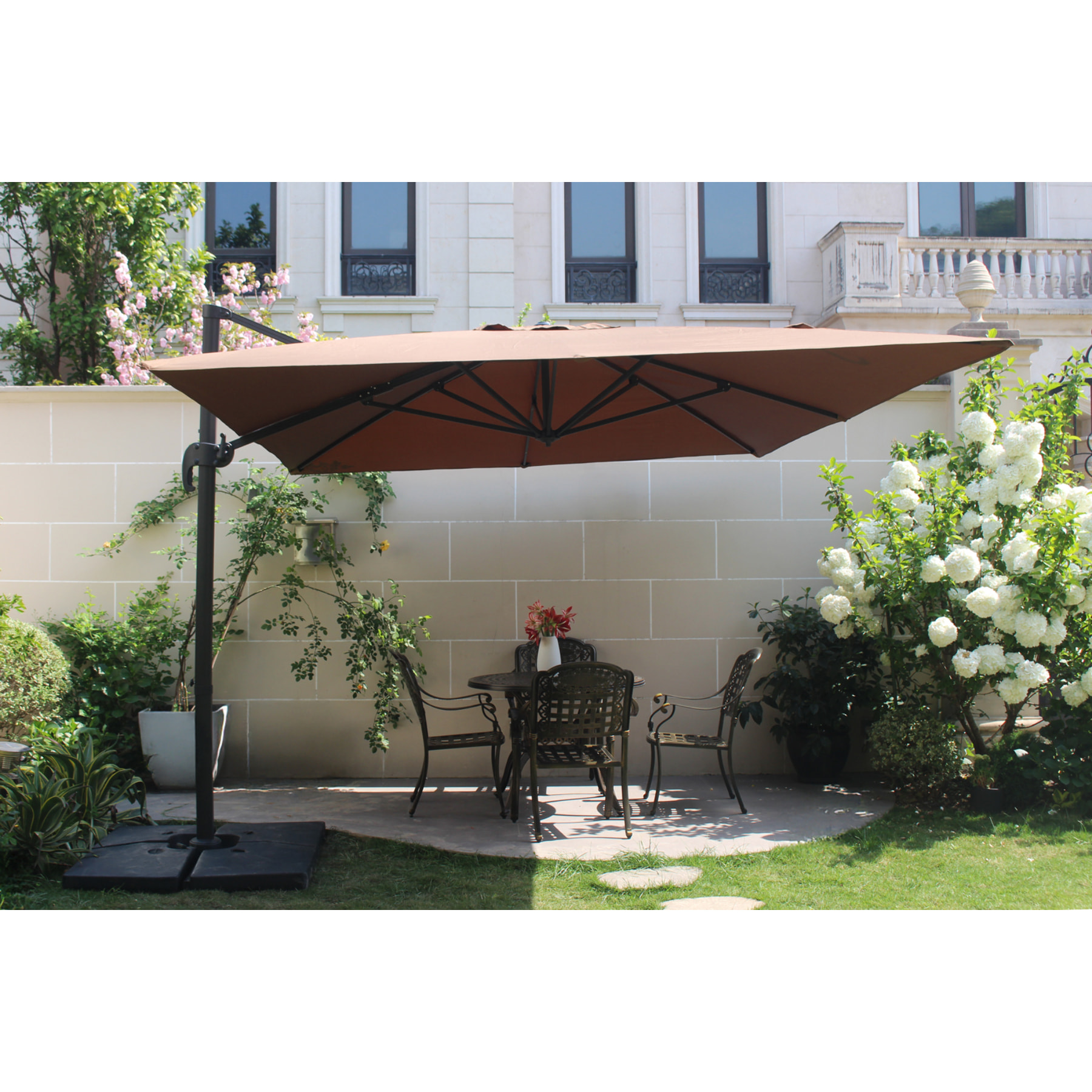 Bundle parasol rectangulaire 3x4m déporté rotatif marron aluminium + housse NAVIA