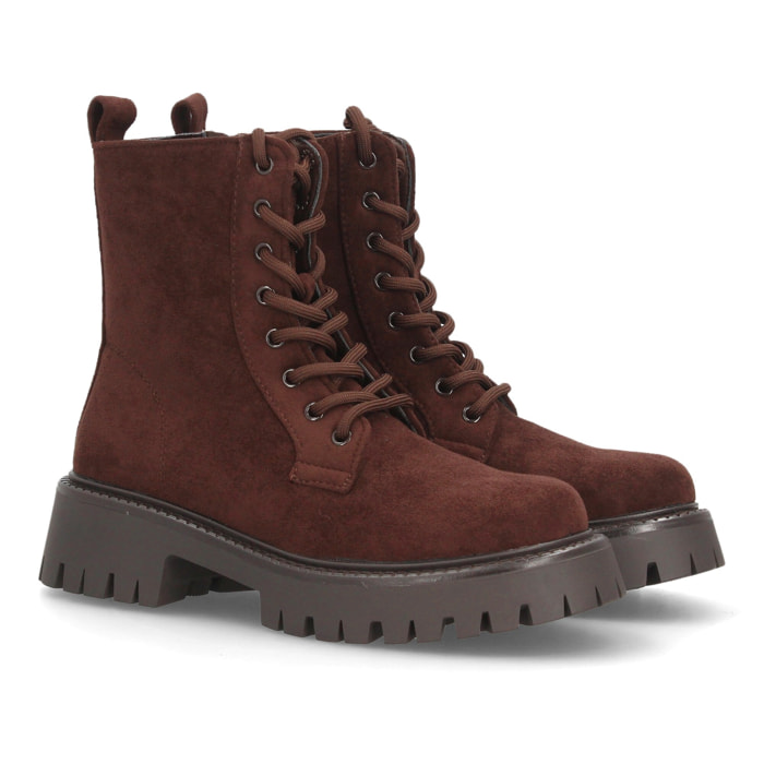 Botines militares con suela track para mujer