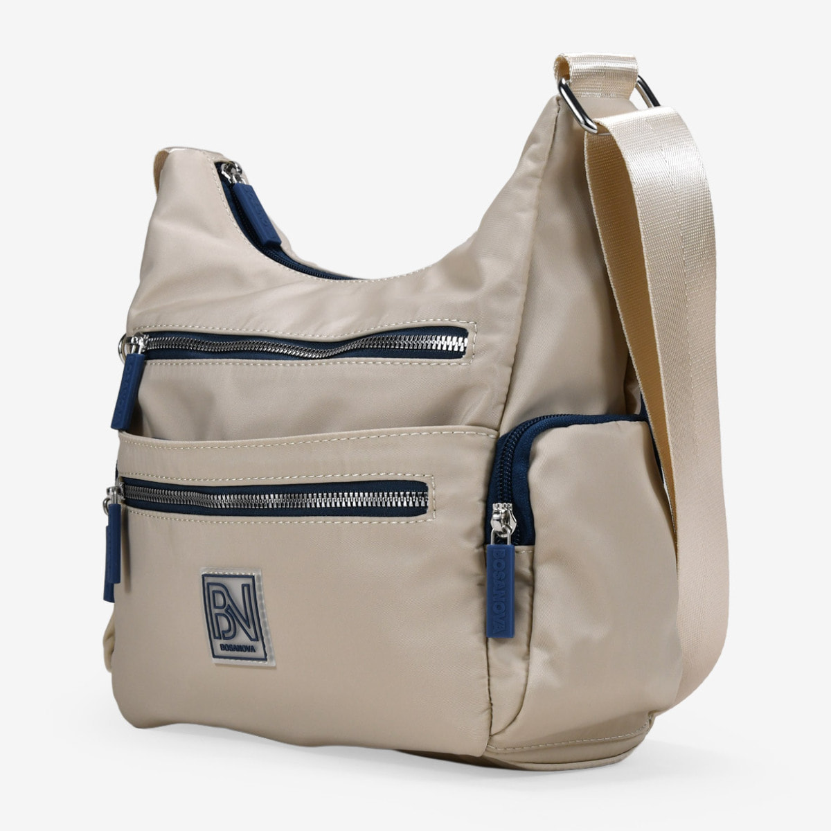 Bolso bandolera tostado en nailon con bolsillos