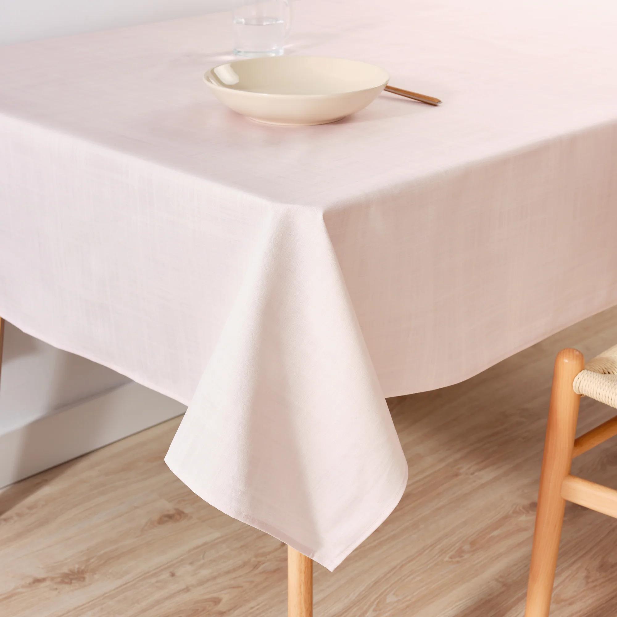 Nappe anti-taches au toucher tissu 0120-312