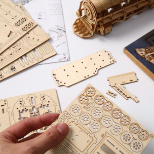 Modello di Legno 3D, design di Treno a vapore con movimento meccanico. 282 pezzi.
