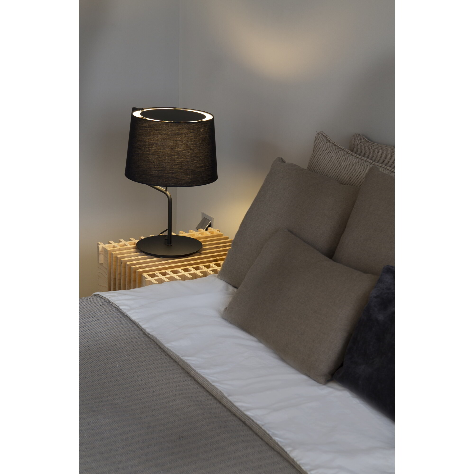 BERNI Lampe de table noire