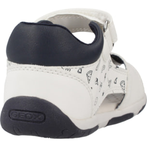 Sandalias Niño de la marca GEOX  modelo B SANDAL TAPUZ B.A White