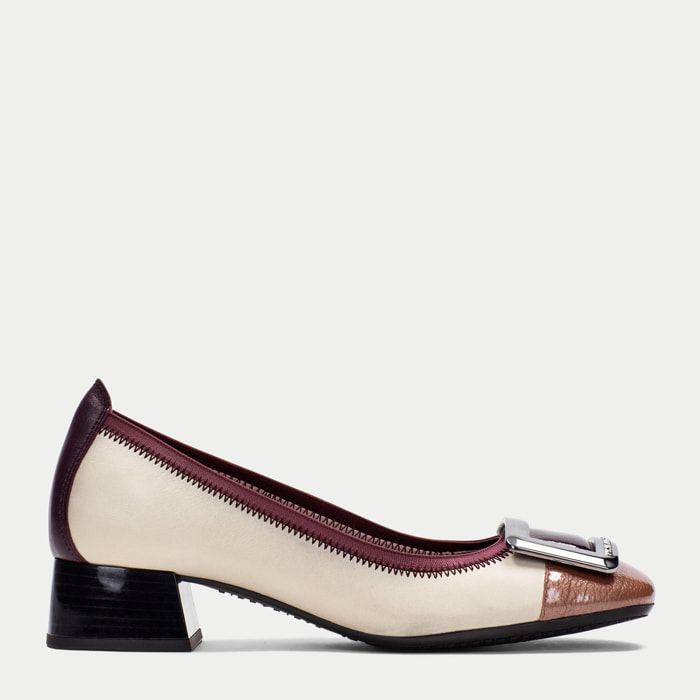 Bailarina Manila Vino milk almond 3 cm