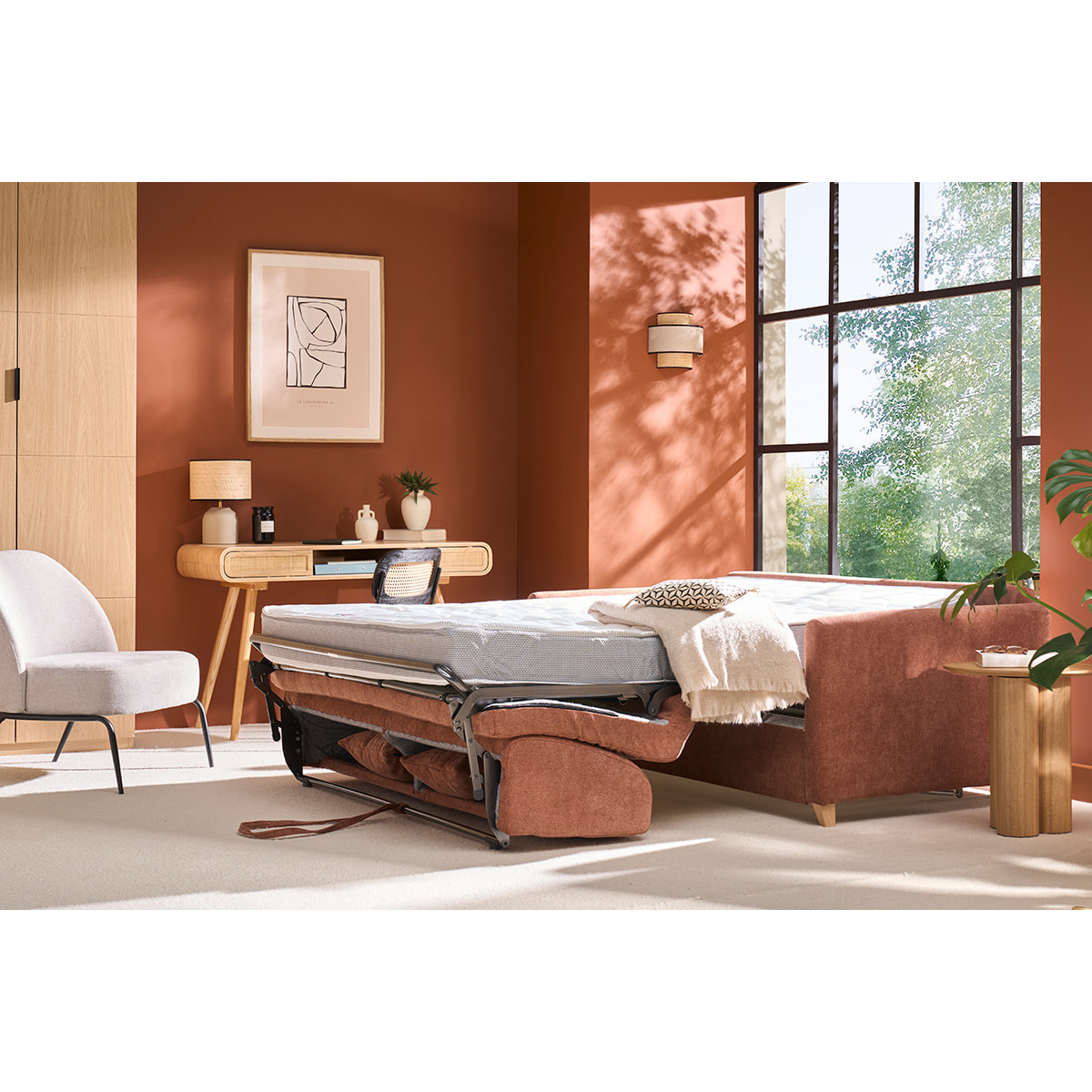 Canapé convertible 3 places en tissu effet velours terre brûlée et bois clair avec matelas 18 cm SKANDY