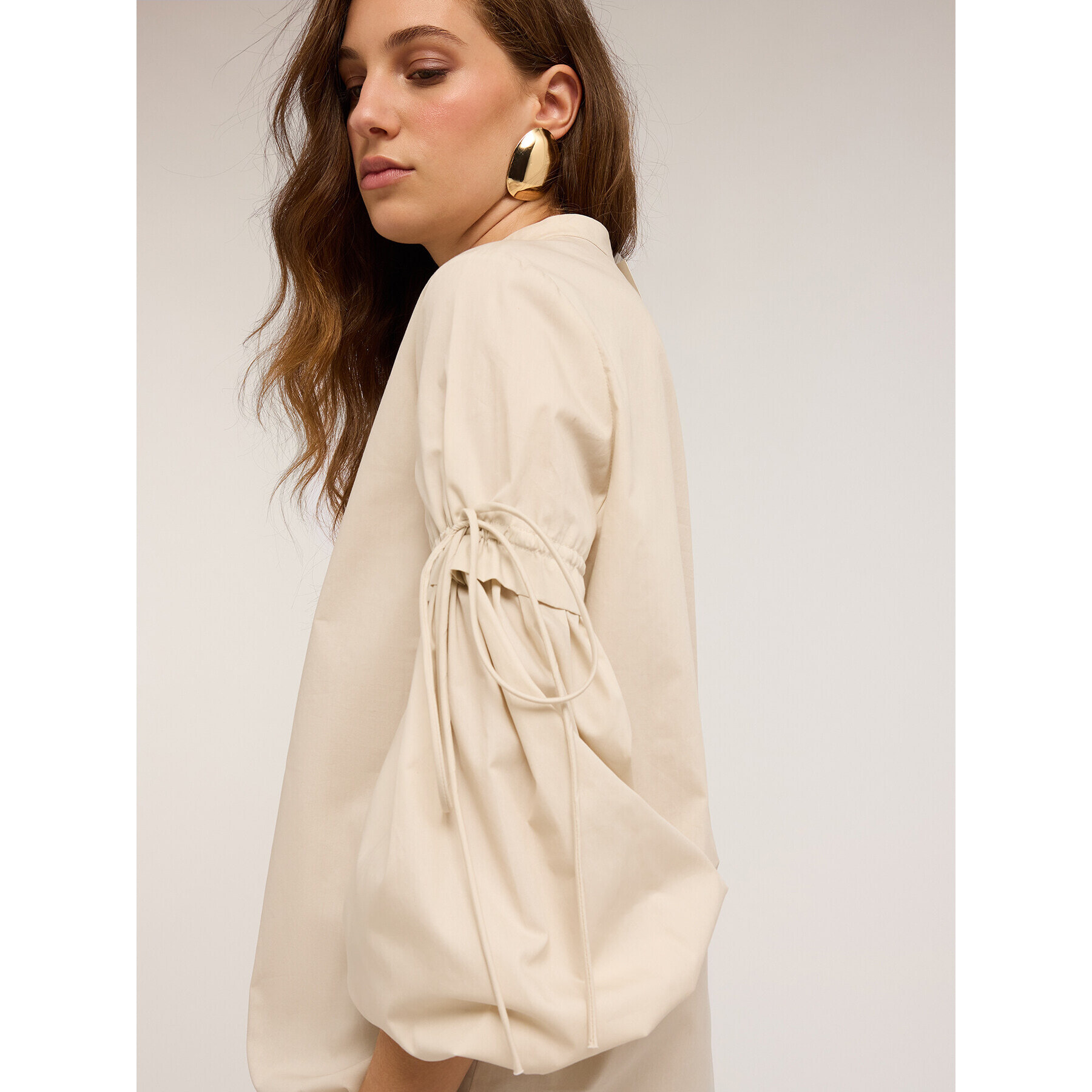 Motivi - Blusa over con maniche arricciate - Beige