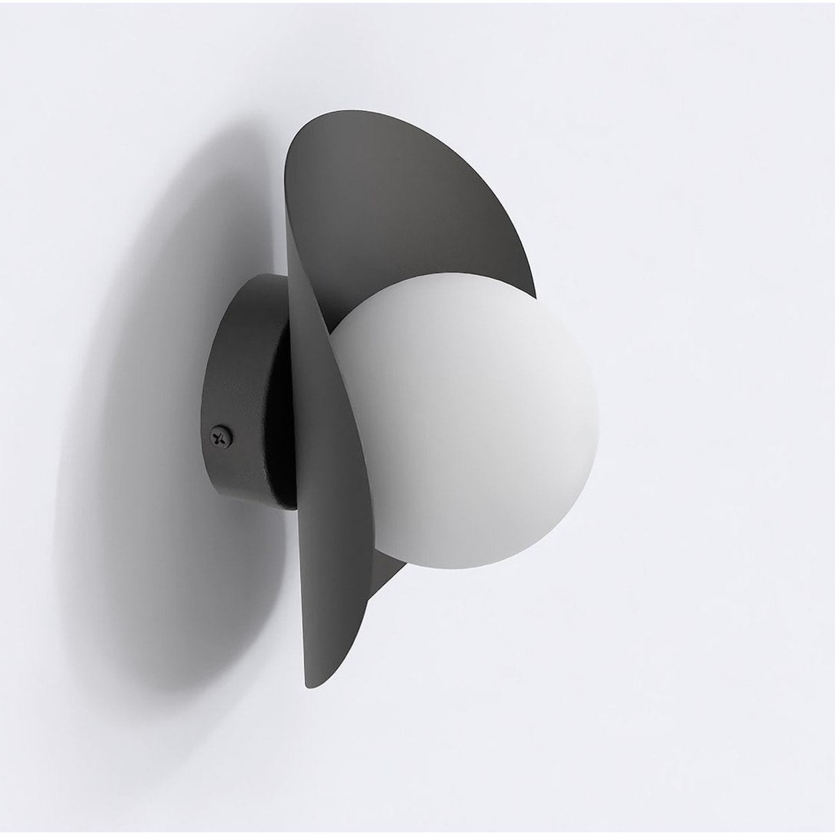 Lampada a parete Fiero in acciaio nero con diffusore in vetro