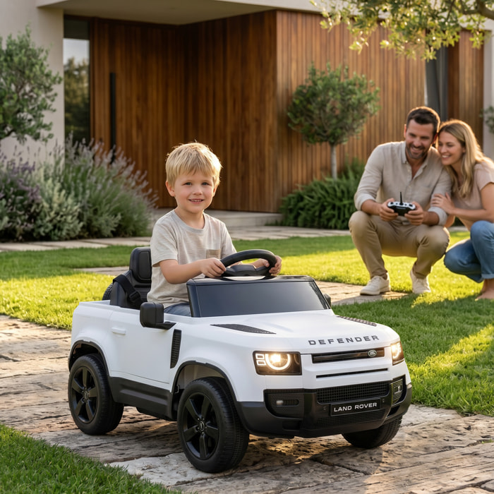AIYAPLAY Coche Eléctrico SUV para Niños Land Rover Defender Coche de Batería 12 V Mando a Distancia 2,4G Suspensión Arranque Suave 2,7-4,5 km/h Rueda Auxiliar Luces LED Música Claxon 3-5 Años Blanco
