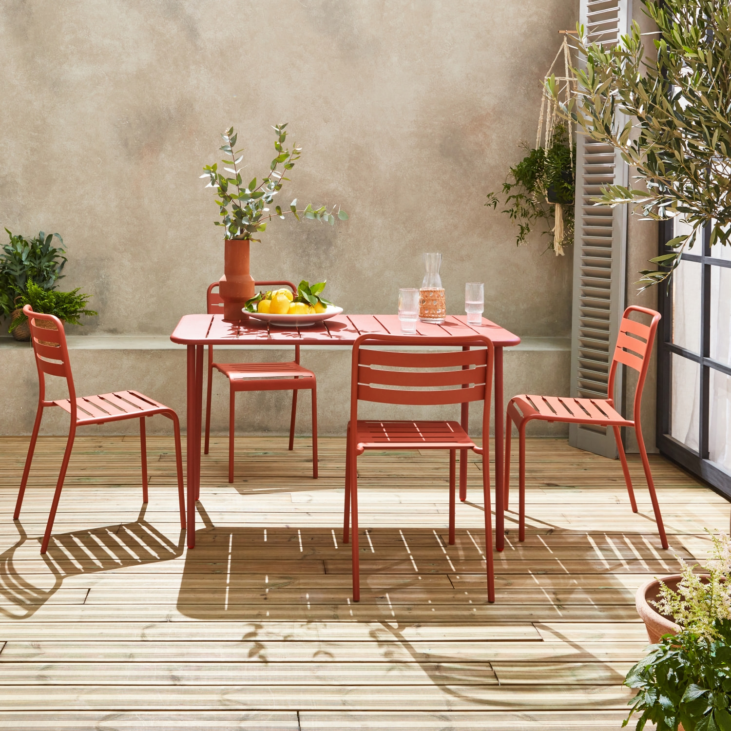 Table de jardin métal + 4 assises terracotta en acier. Amelia. 120x70xH72.5cm (12.2kg)