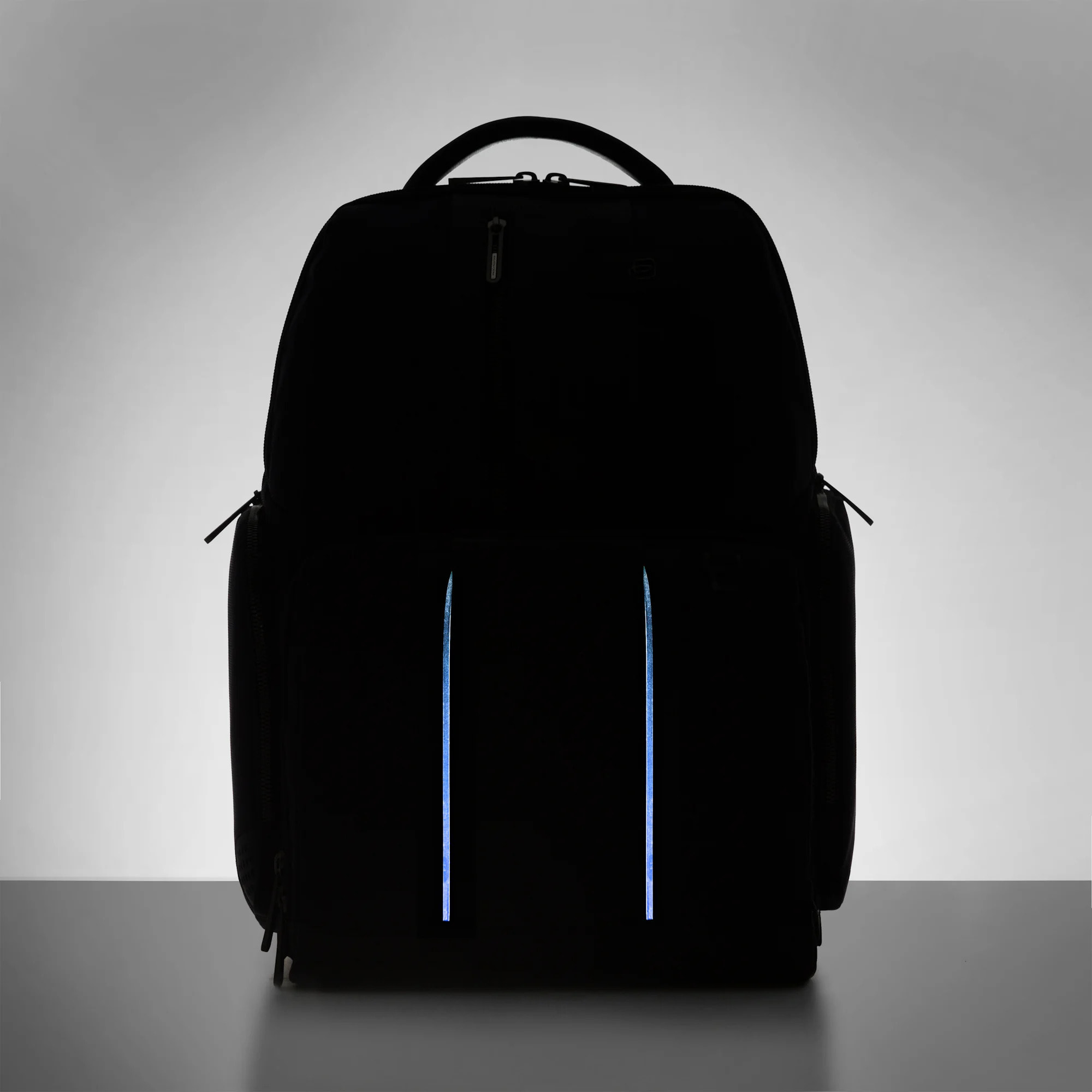 Piquadro Zaino porta pc 15,6 con luce a LED