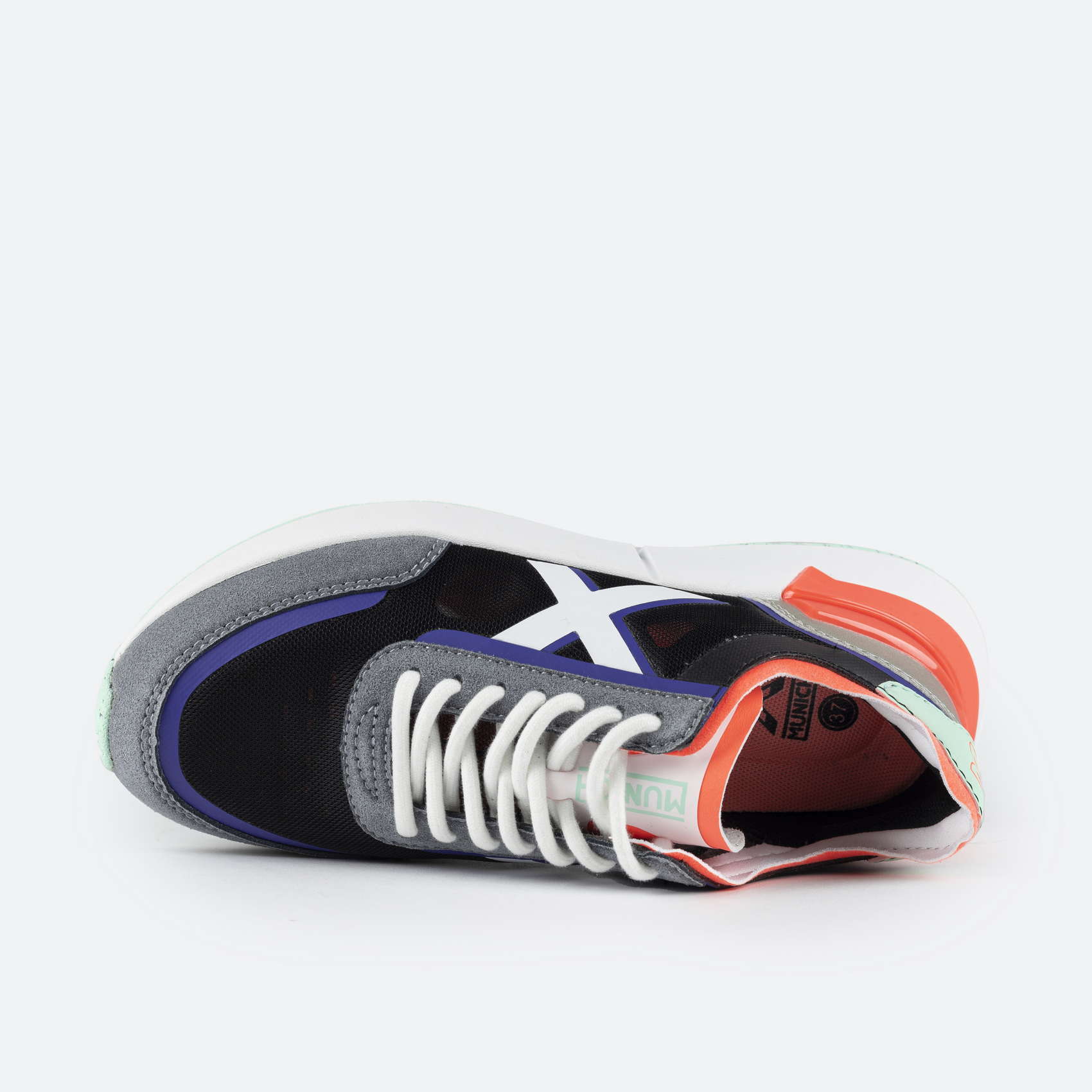 MUNICH VERSUS WMN LS 96