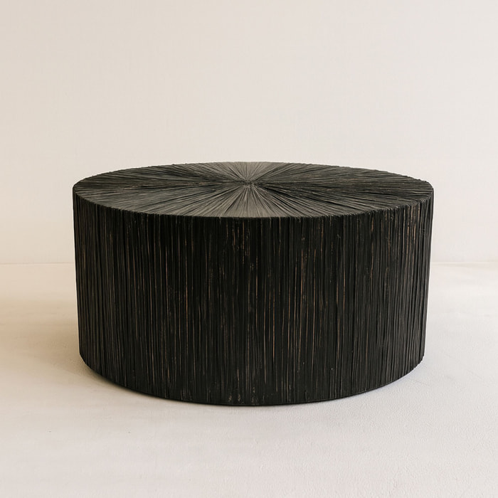Table basse en bois et feuilles de cocotier TUPAI