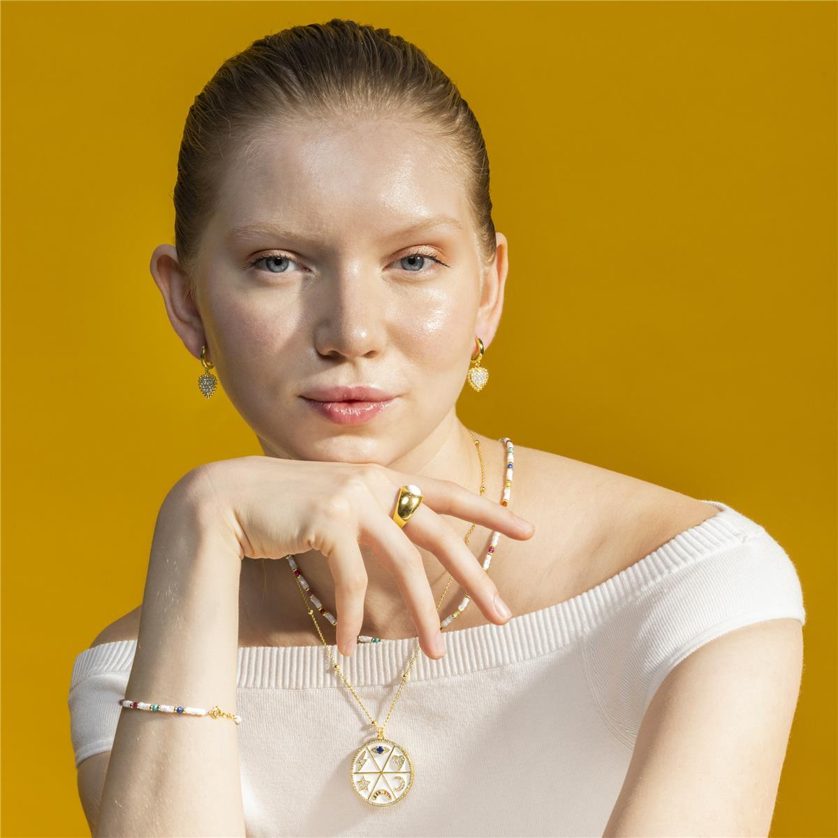 Anillo con Madreperla Blanca acabado oro 18k