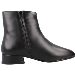 Botines Mujer de la marca GEOX  modelo D561NA 000TU NEGRO