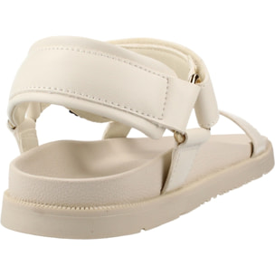 Sandalias Niña de la marca GEOX  modelo J SANDAL FOAMMENTERA BEIS