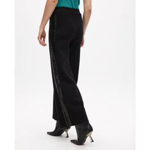 Pantaloni in maglia con paillettes laterali