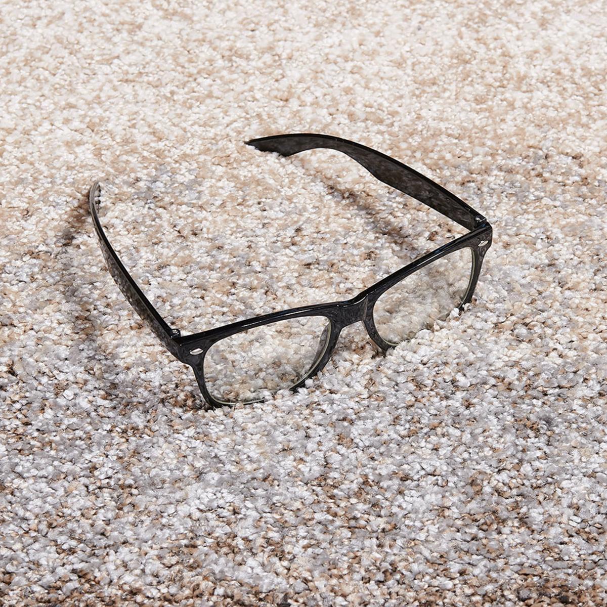 Tapis épais et moelleux Kude, motif faux uni