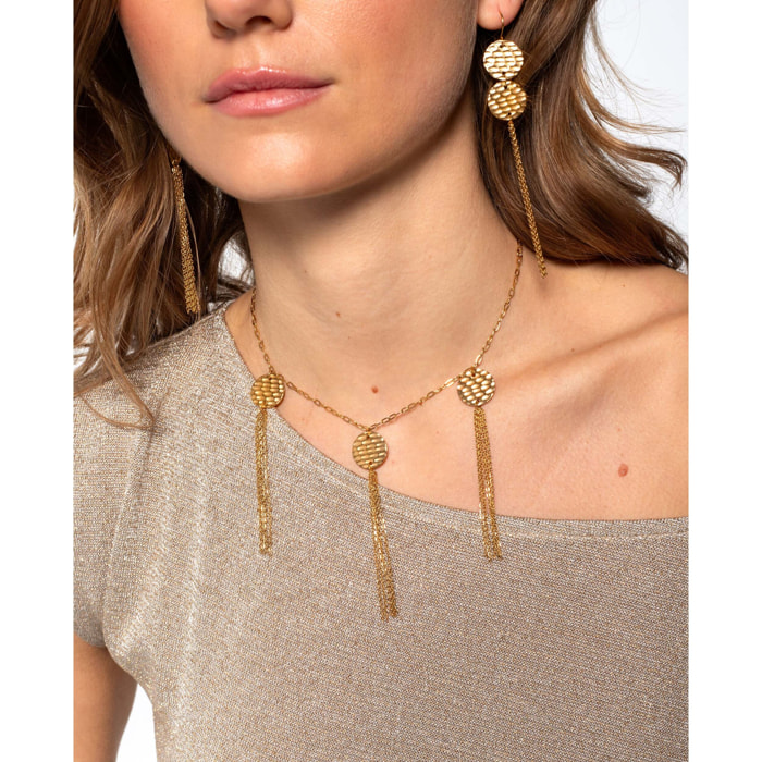 Collar dorado de mujer