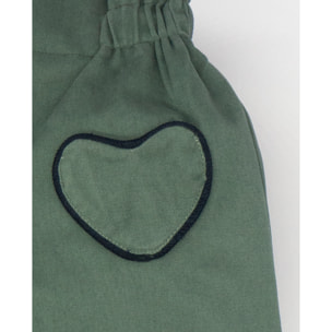 PANTALÓN BOLSILLOS CORAZÓN SARGA VERDE