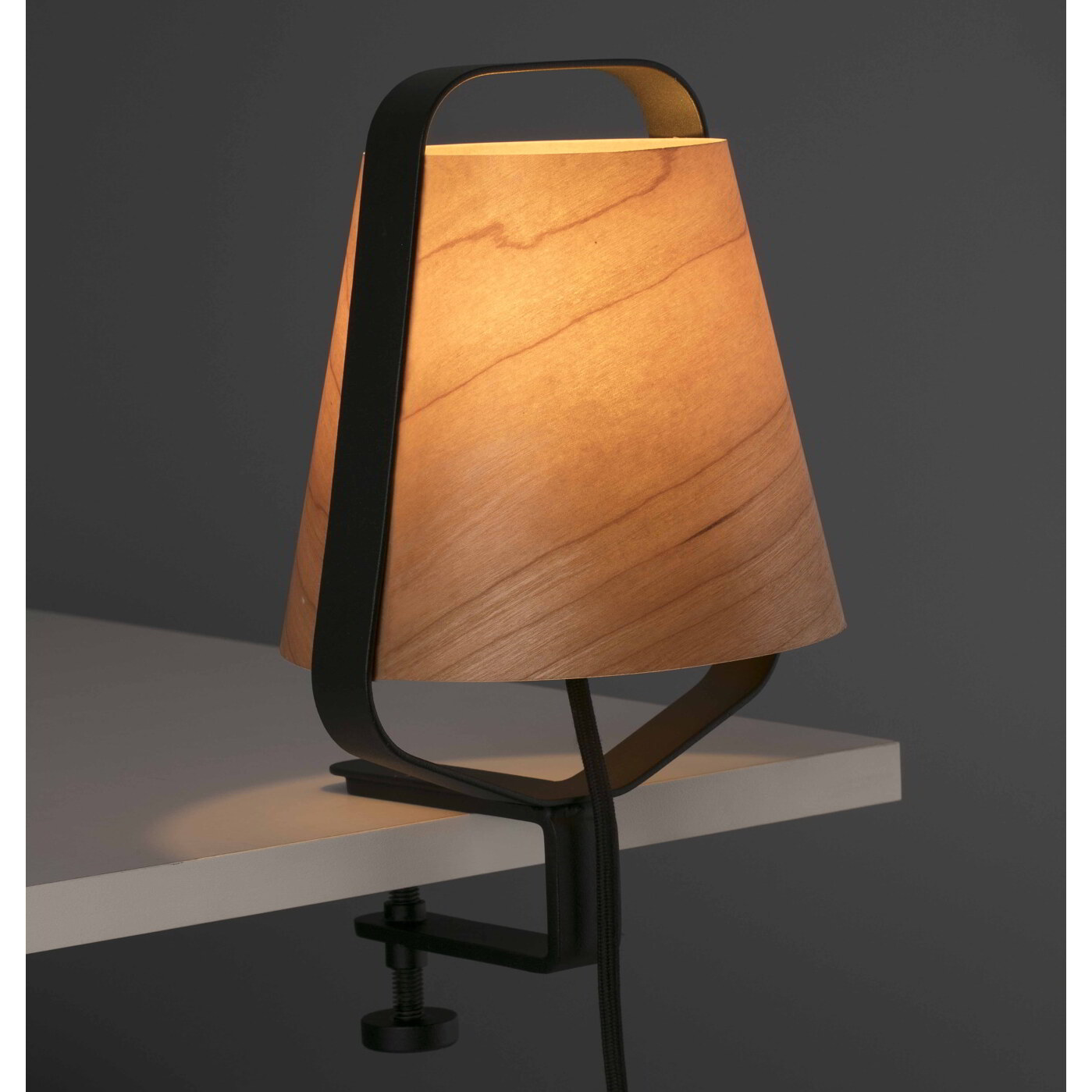 STOOD Lampada clip nera et legno