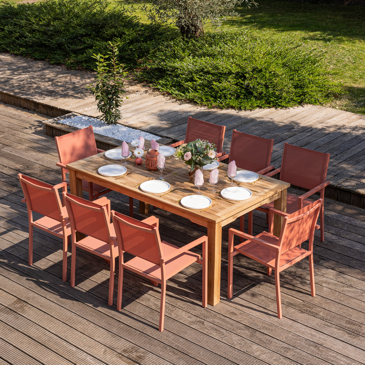 Salon de jardin en teck JAVA avec chaises en aluminium terracotta - 8 places