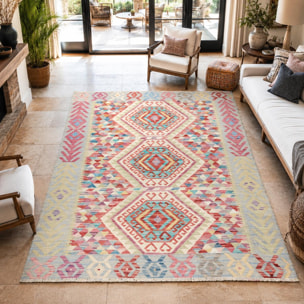 Tapis kilim au motif ethnique, tissé à plat en laine naturelle