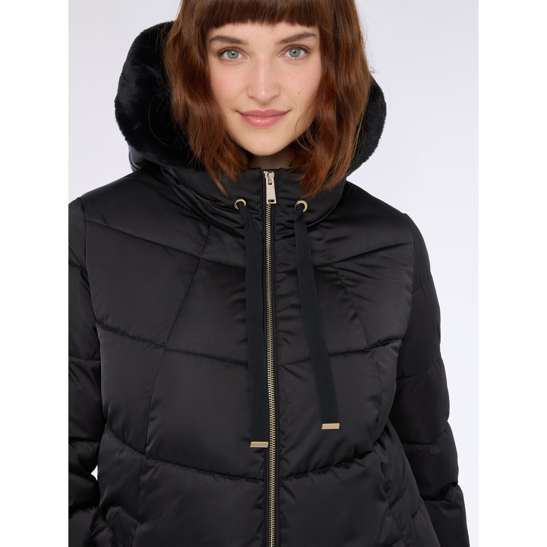 Fiorella Rubino - Piumino lungo con cappuccio e inserto peluches - Nero