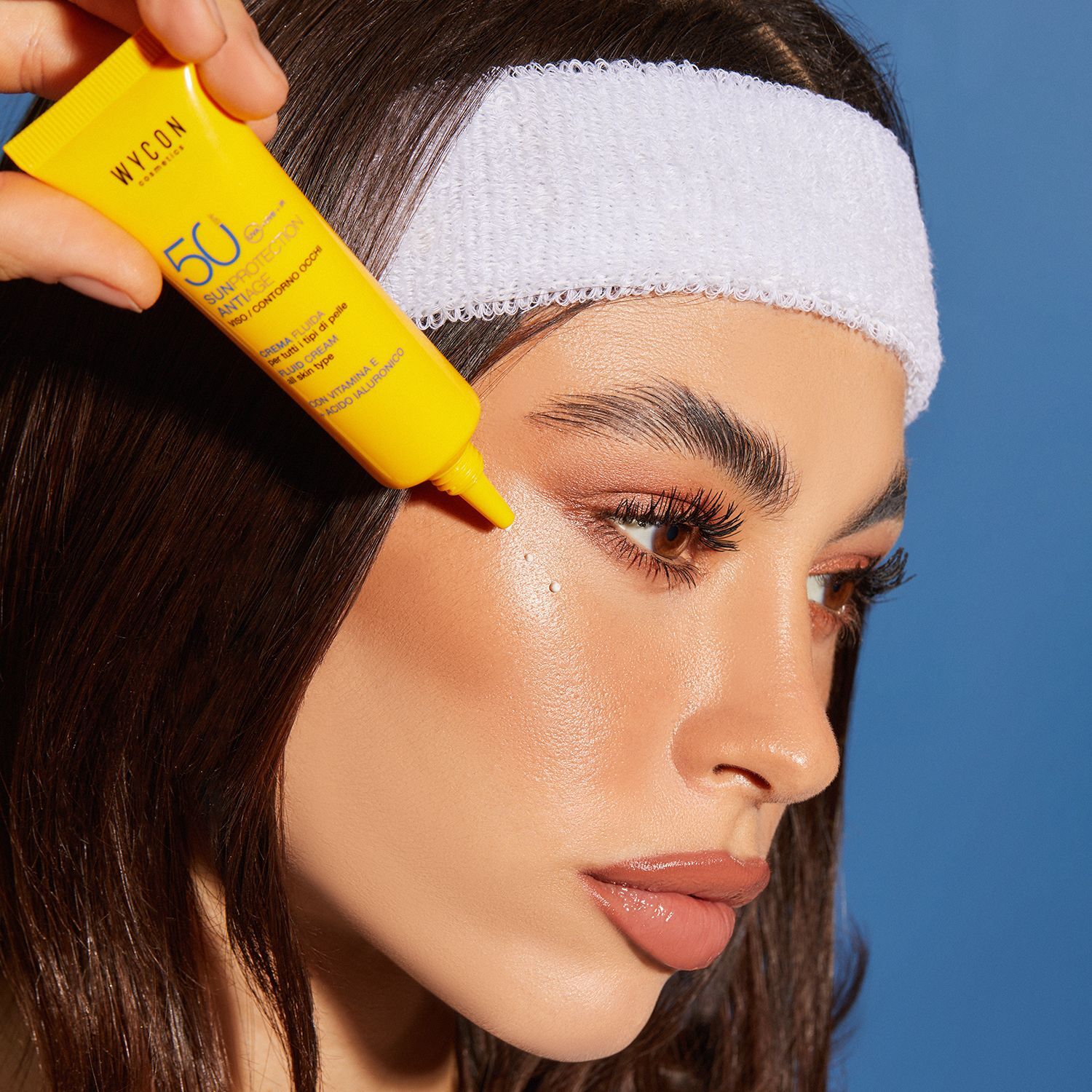 CREMA SOLARE CONTORNO OCCHI Crema solare protettiva contorno occhi SPF 50