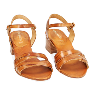 Sandali in pelle di vacchetta cognac, tacco 4 cm
