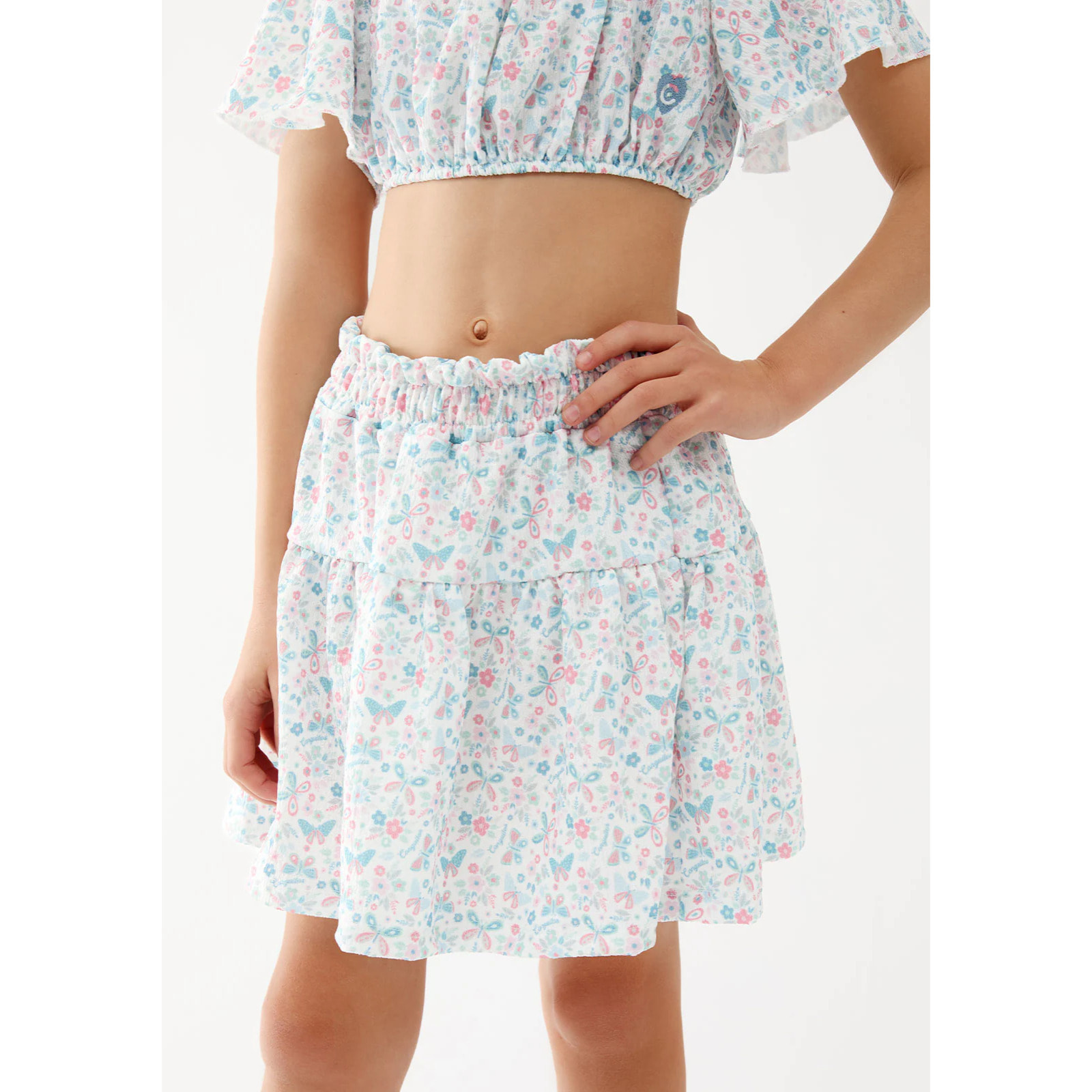 Falda de Niña con Diseño de Mariposas en Blanco