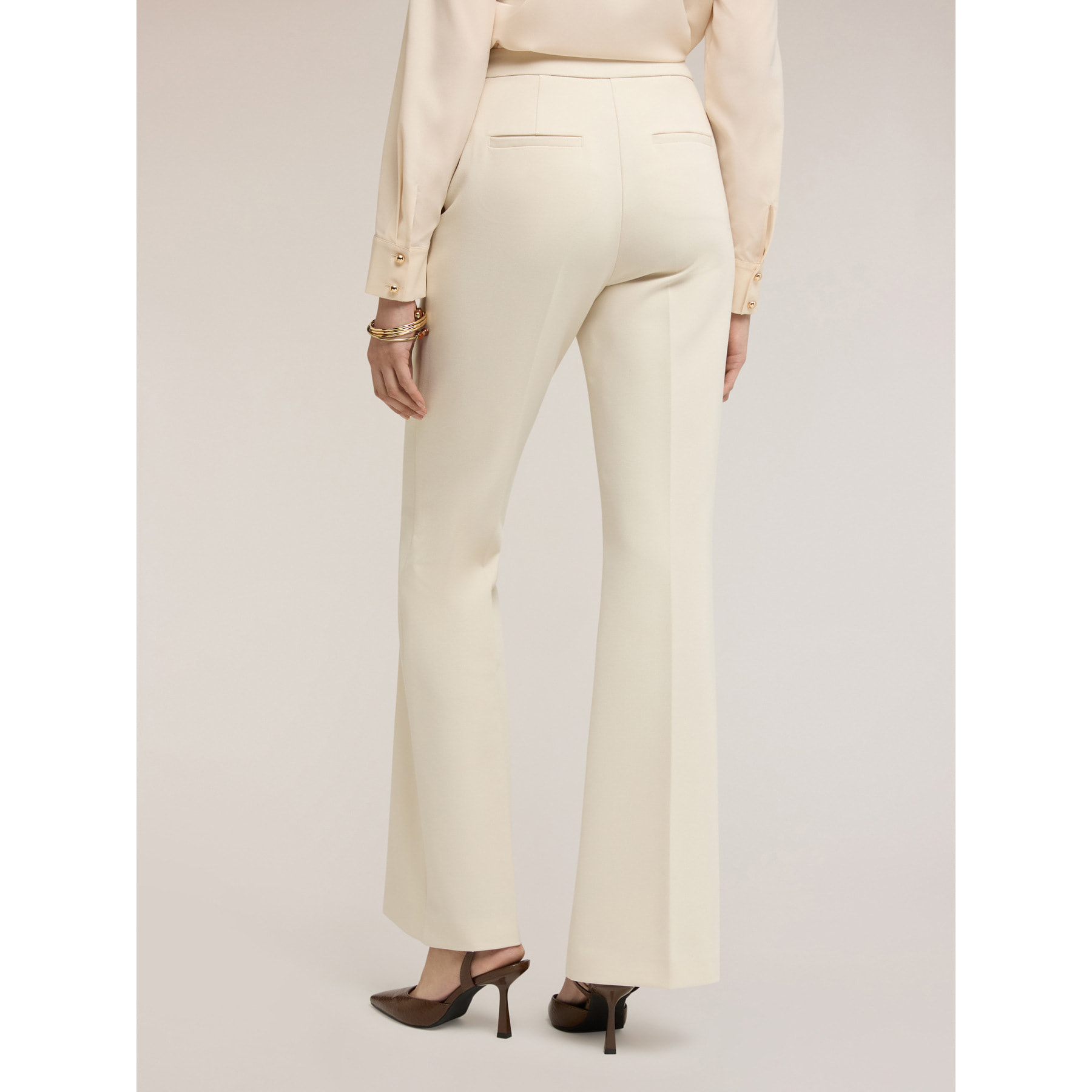 Motivi - Pantaloni flare in tessuto armaturato - Bianco